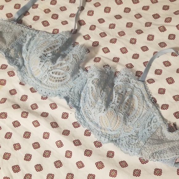 Victoria's Secret Other - Victoria secret unlined bra 32d Victoria's Secret Other - Victoria secret unlined bra 32d